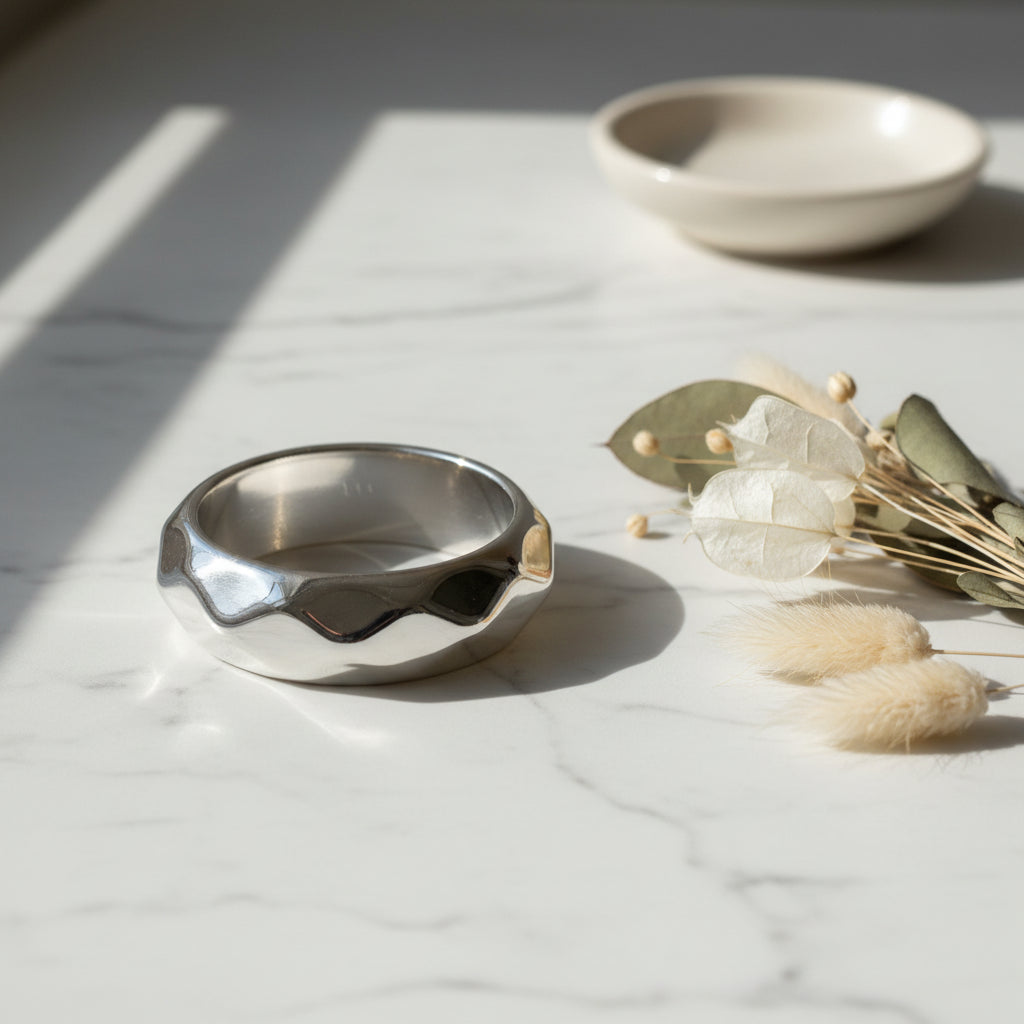 Faceted Bangle Silver